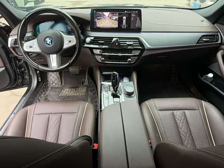 Фото 4 - BMW 5 Series Hybrid