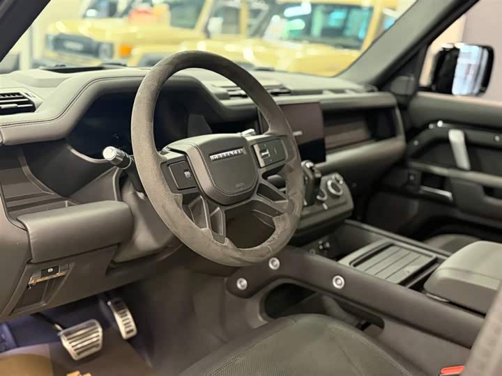 Фото 5 - Land Rover Defender