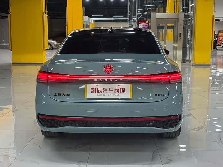 Фото 5 - Volkswagen Passat