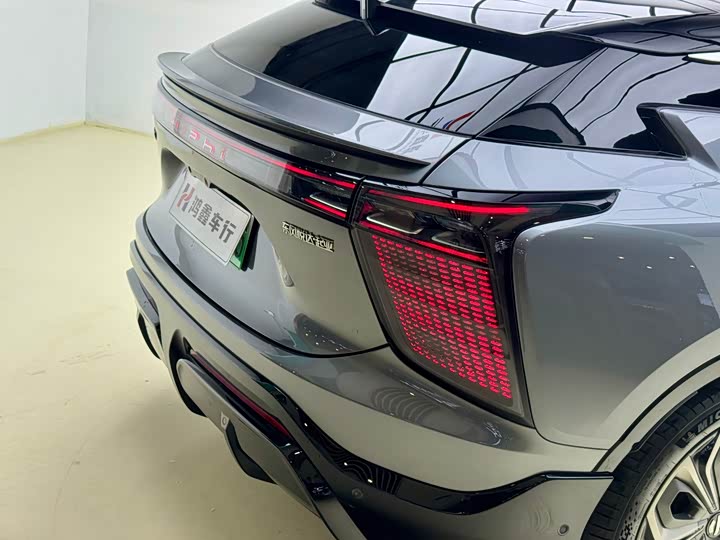 Фото 6 - HiPhi X