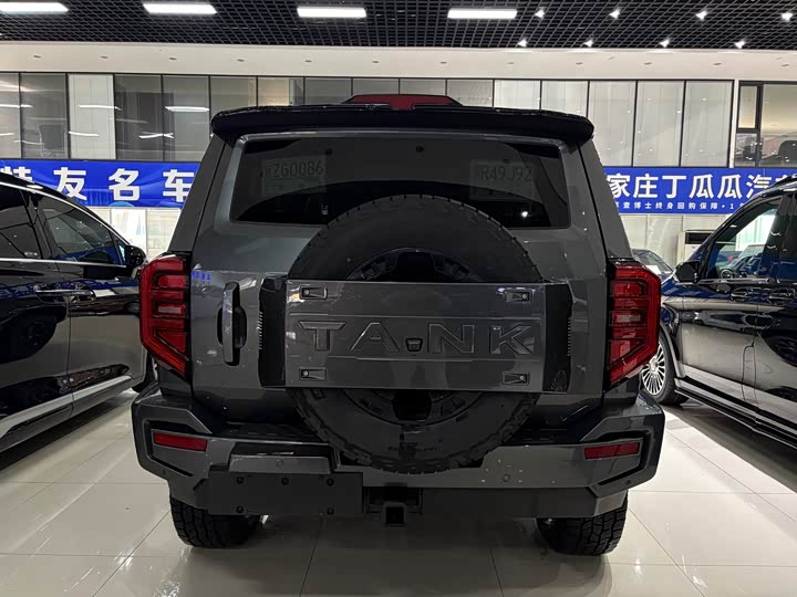 Фото 5 - Tank 400 Hybrid