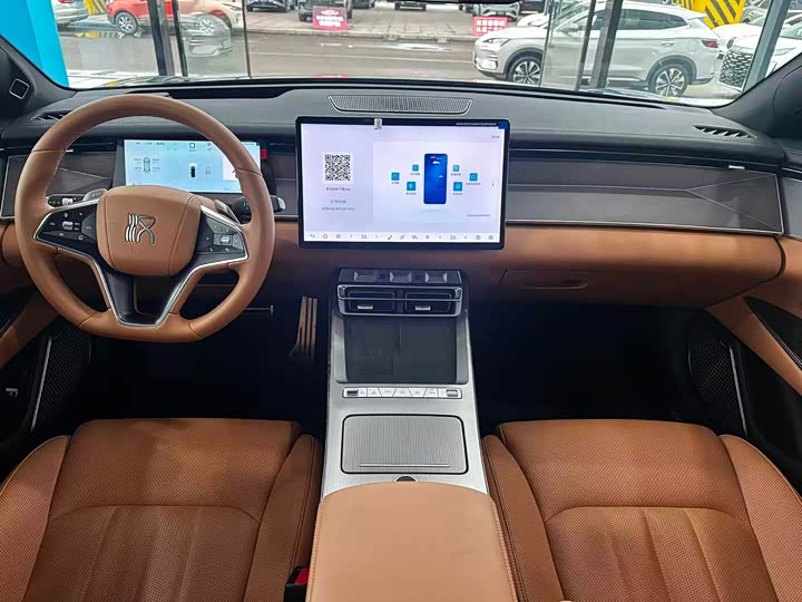 Фото 9 - BYD Han L