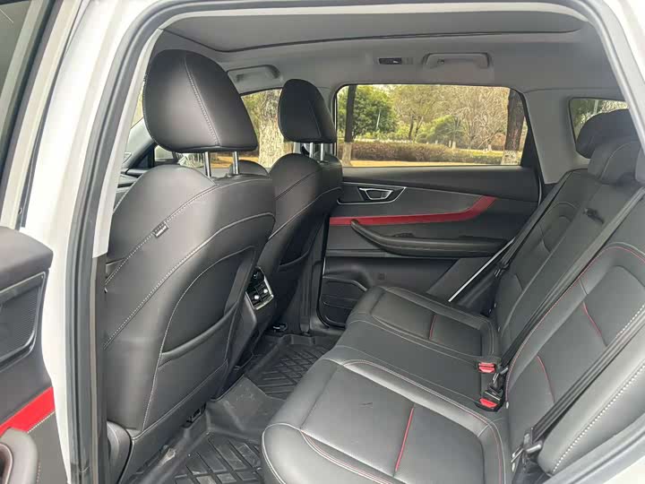 Фото 6 - Chery Tiggo 7