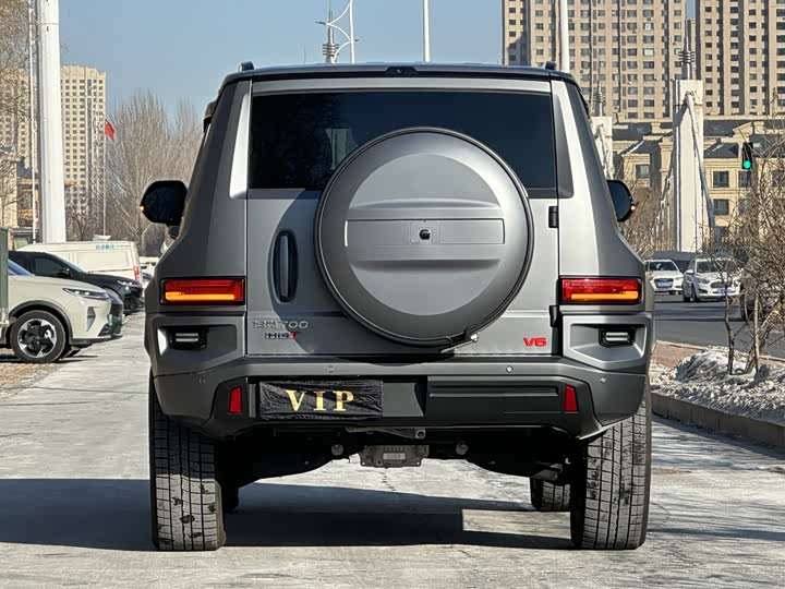 Фото 5 - Tank 700 Hybrid