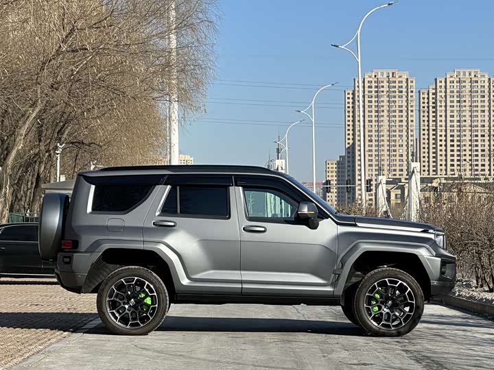 Фото 7 - Tank 700 Hybrid