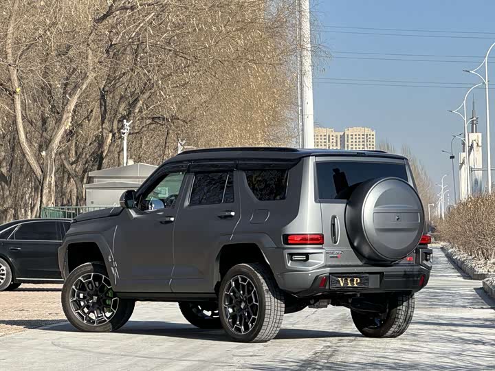 Фото 8 - Tank 700 Hybrid