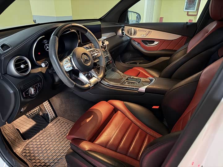 Фото 6 - Mercedes-Benz GLC-Class AMG