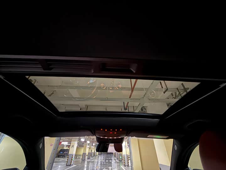 Фото 9 - Mercedes-Benz GLC-Class AMG