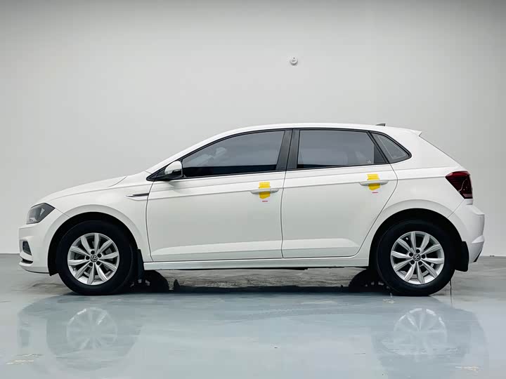 Фото 7 - Volkswagen Polo