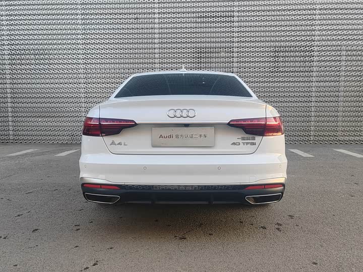 Фото 7 - Audi A4L