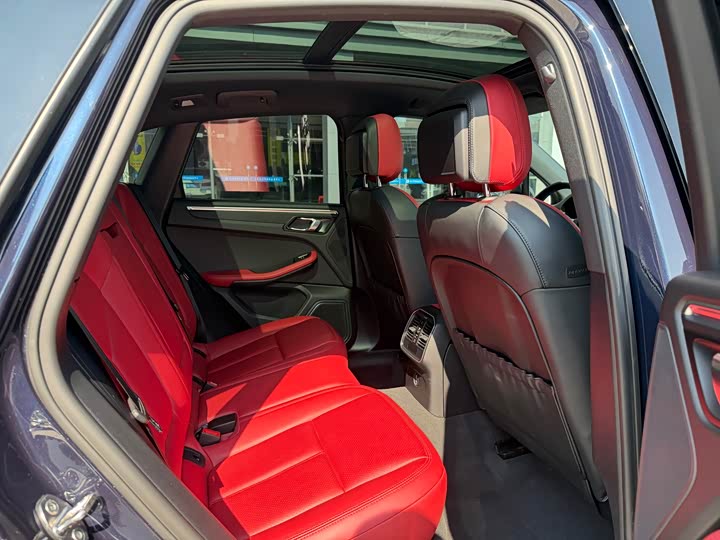 Фото 7 - Porsche Macan