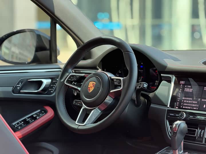 Фото 8 - Porsche Macan