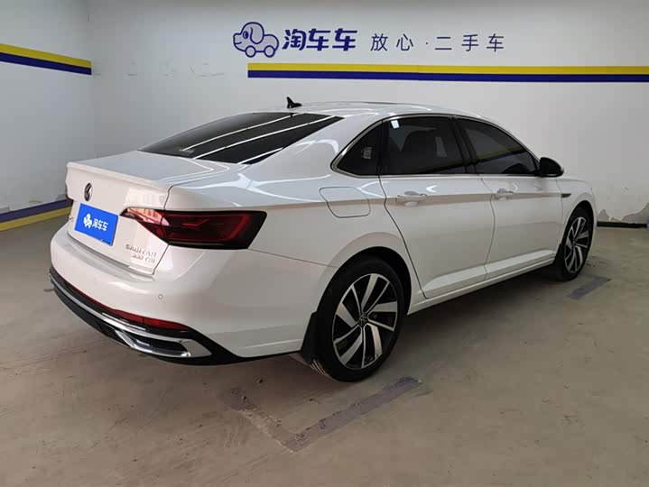 Фото 3 - Volkswagen Sagitar L