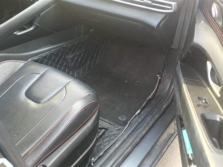 Фото 8 - Hyundai Elantra N line