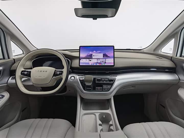 Фото 5 - Roewe iMax 8 EV