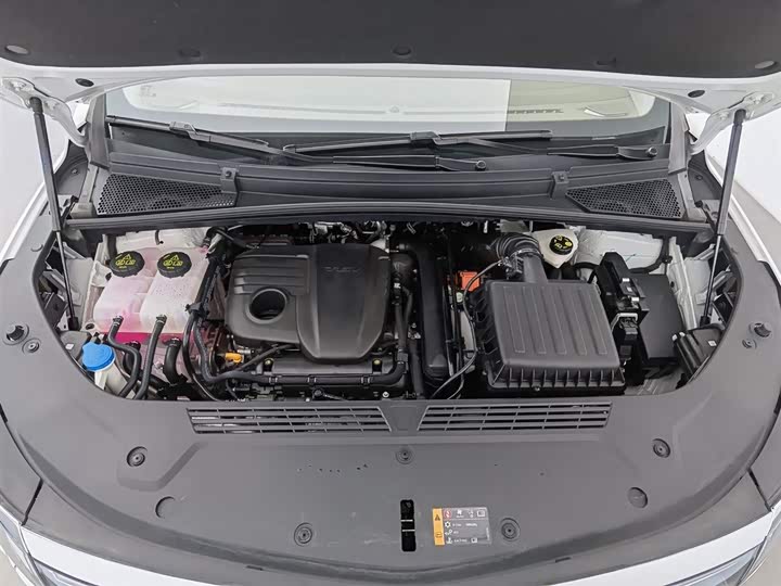 Фото 6 - Roewe iMax 8 EV