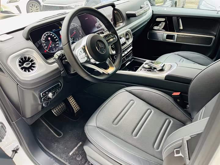 Фото 5 - Mercedes-Benz G-Class