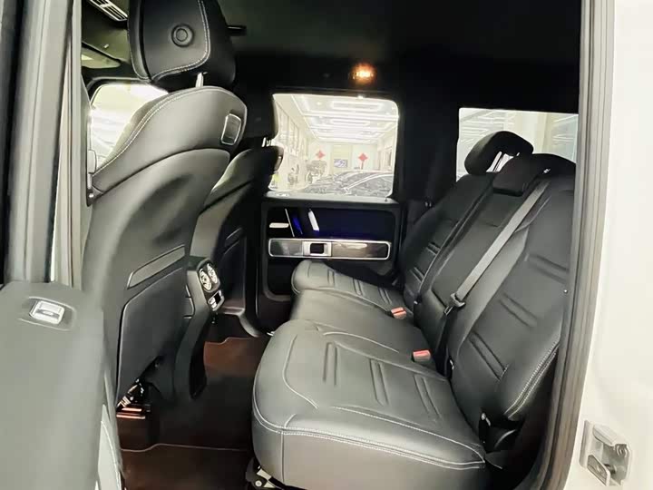 Фото 6 - Mercedes-Benz G-Class