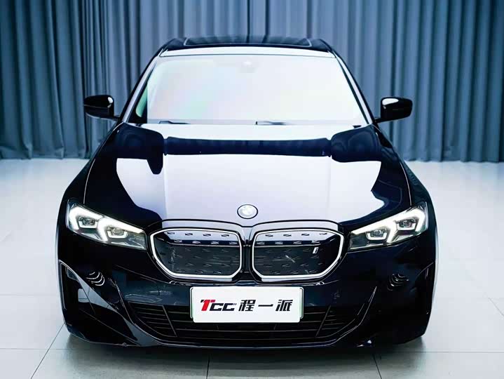 Фото 7 - BMW i3