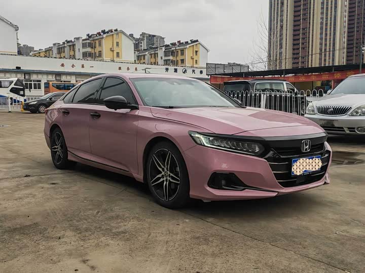 Фото 1 - Honda Accord