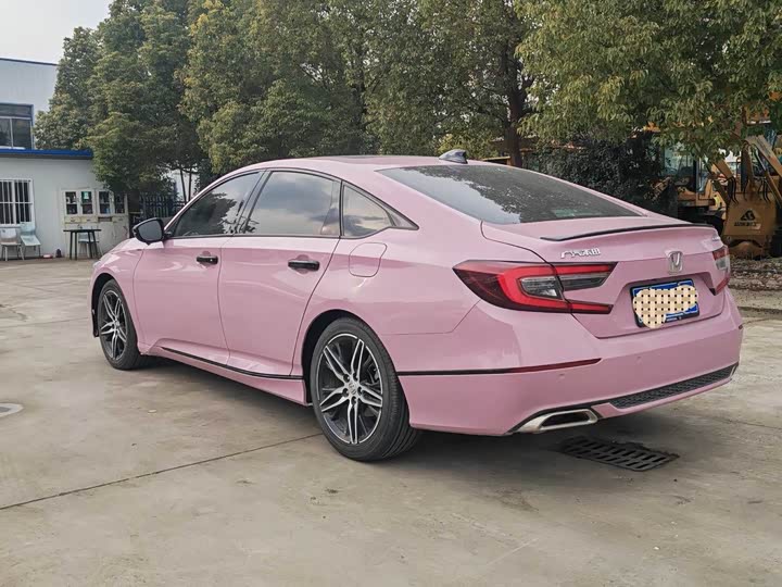 Фото 9 - Honda Accord