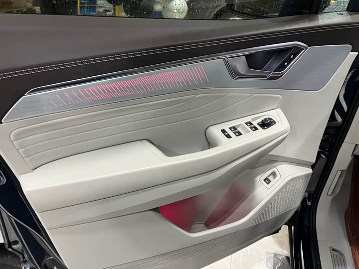 Фото 7 - Volkswagen Talagon