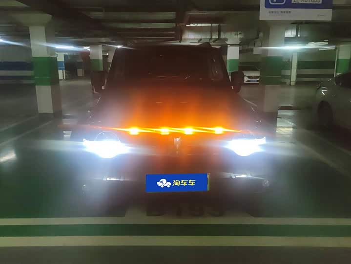 Фото 2 - Tank 300 Hybrid