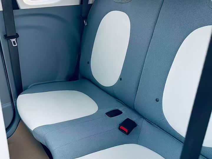 Фото 7 - Bestune Pony