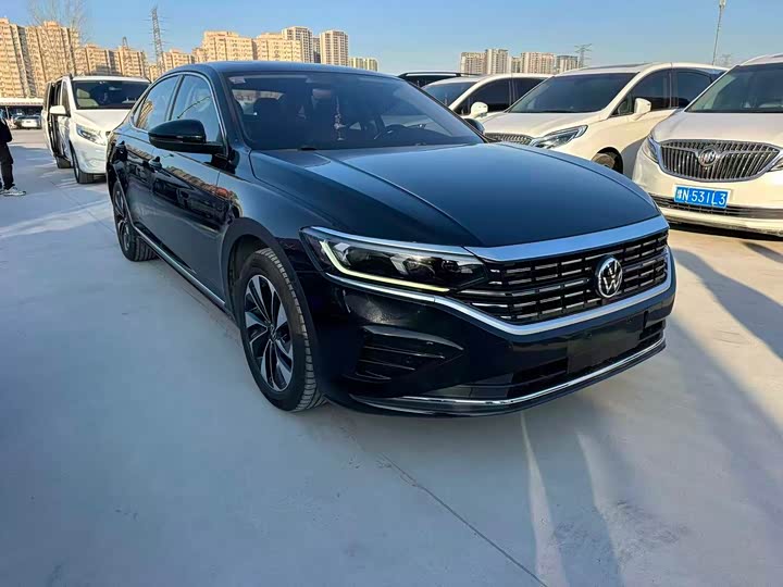 Фото 3 - Volkswagen Passat