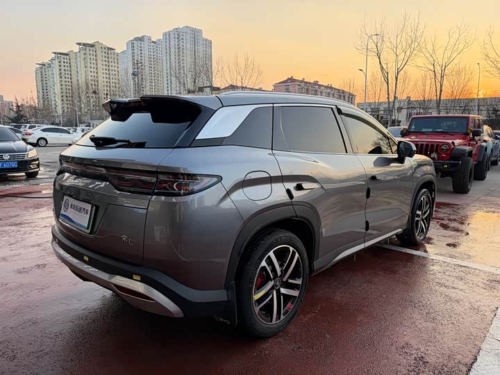 Фото 6 - BYD Song L DM-i Hybrid