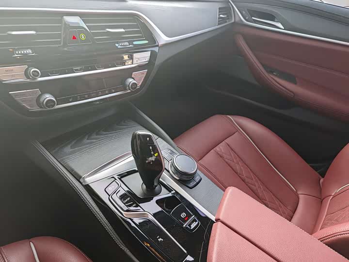 Фото 7 - BMW 5 Series