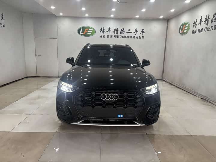 Фото 3 - Audi Q5L
