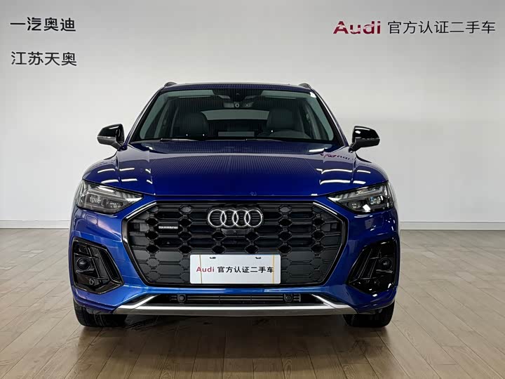 Фото 2 - Audi Q5L