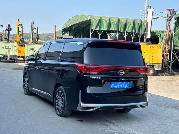 Фото 7 - GAC Trumpchi M8