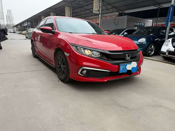 Фото 3 - Honda Civic