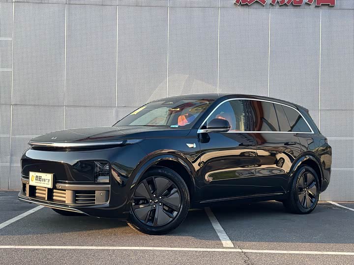 Фото 1 - LiXiang L8