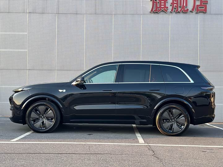 Фото 4 - LiXiang L8