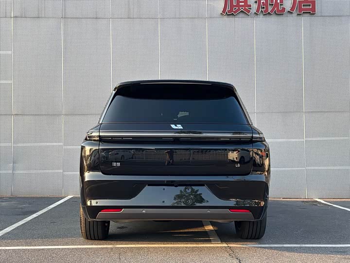 Фото 6 - LiXiang L8