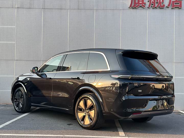 Фото 7 - LiXiang L8