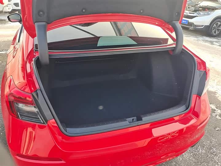 Фото 4 - Honda Civic