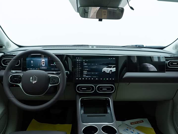 Фото 9 - Leapmotor C11