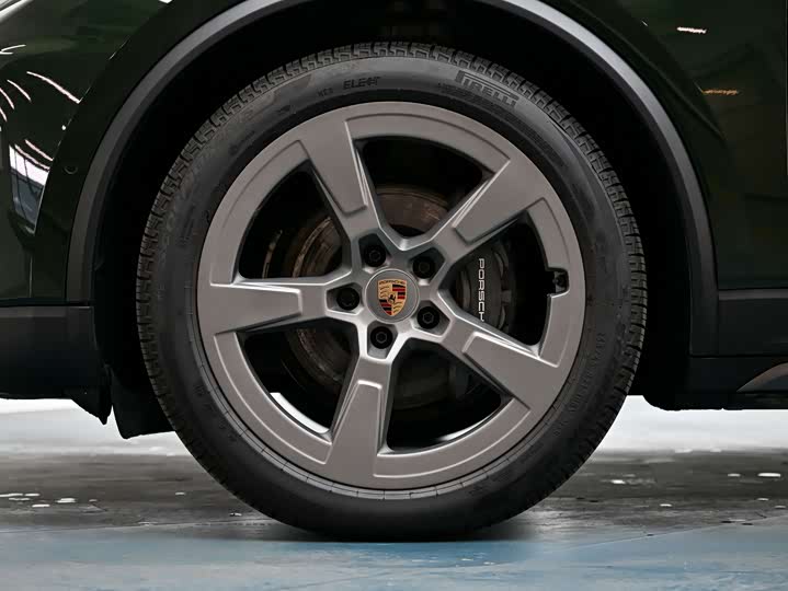 Фото 5 - Porsche Macan EV