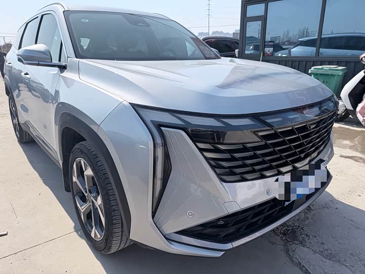 Фото 3 - Geely Atlas L