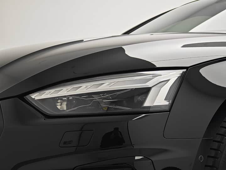 Фото 4 - Audi S5