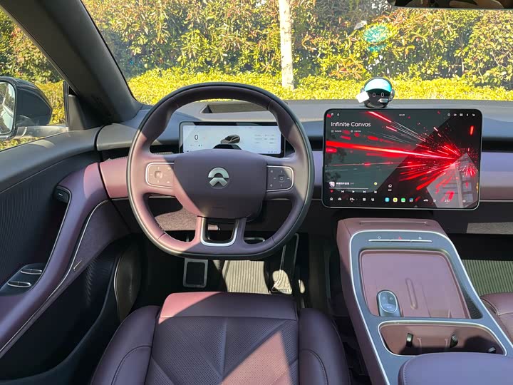 Фото 9 - Nio ET5T