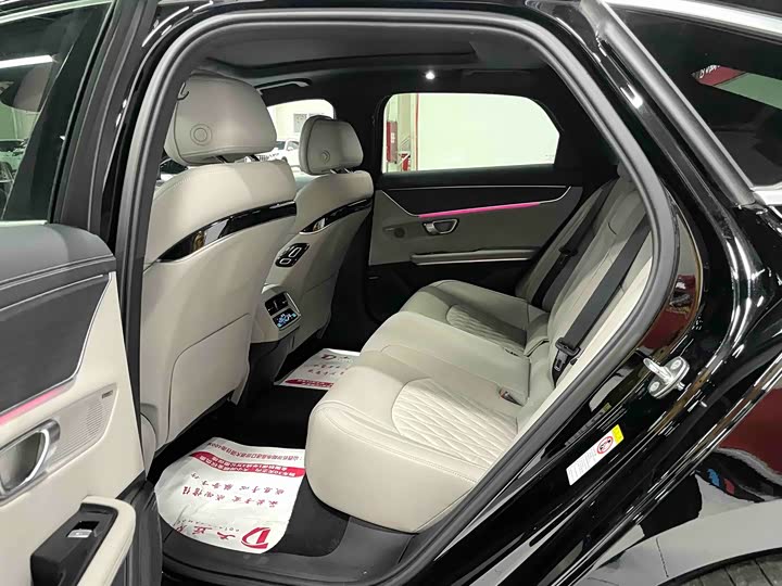 Фото 9 - BYD Han