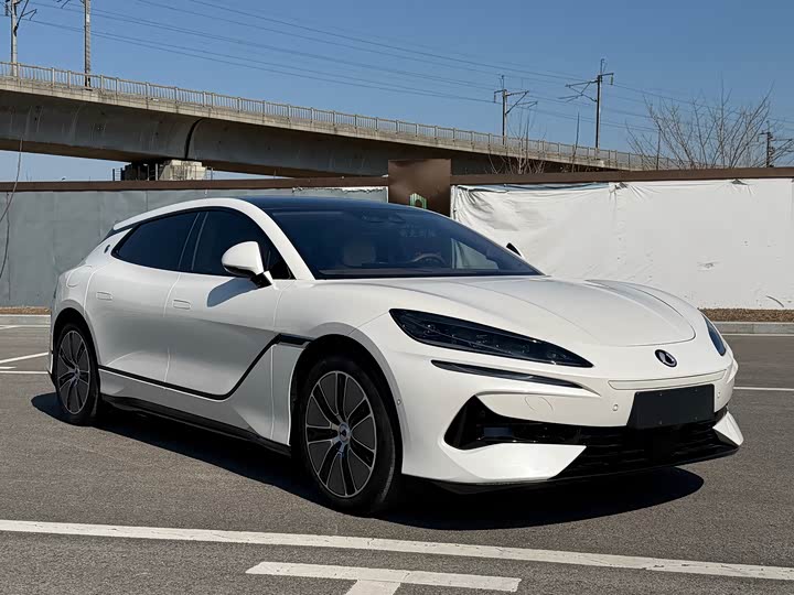 Фото 3 - Denza Z9GT