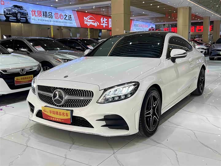 Фото 1 - Mercedes-Benz C-Class