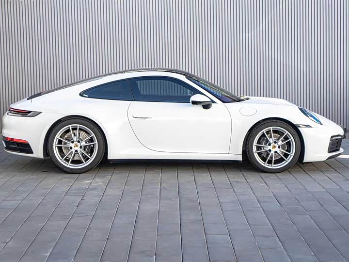 Фото 5 - Porsche 911