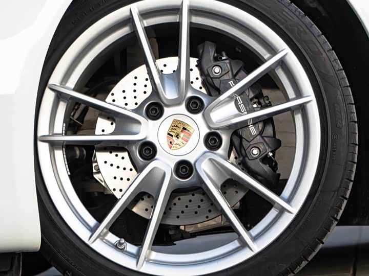 Фото 6 - Porsche 911